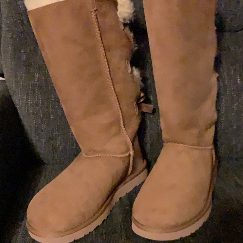bow uggs